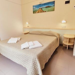 Camera standard con letto king size